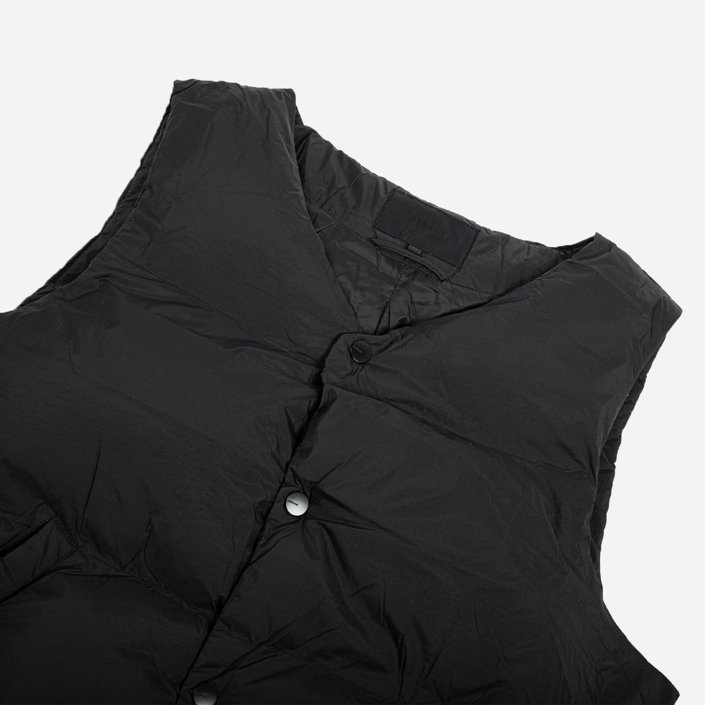 puffer vest- black