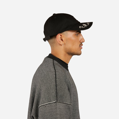 ornament cap- black